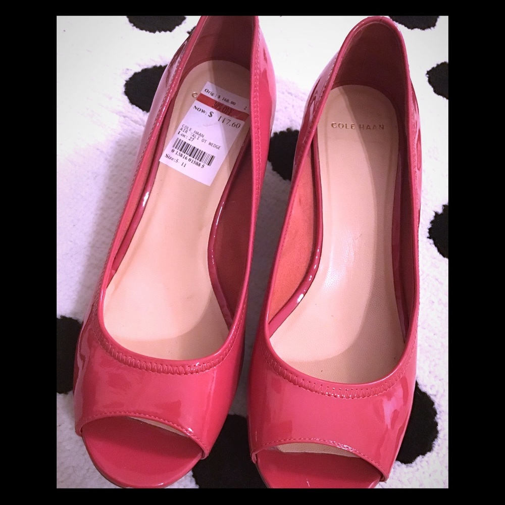 Peeptoe Wedges